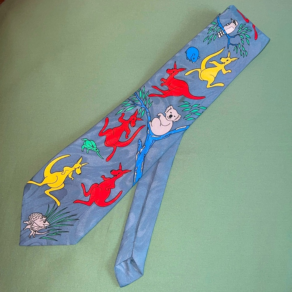Vintage Sunshine Ties Outback Animals Tie, Made in Australia, Kangaroo & Koala